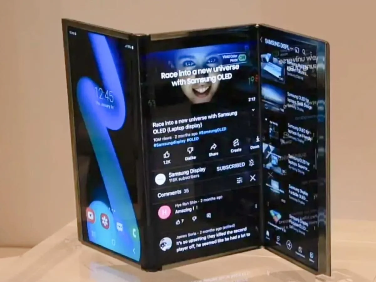 Samsung first folding phone price in india